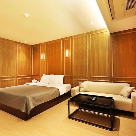 Gloria Hotel ซองนัม ภายนอก รูปภาพ