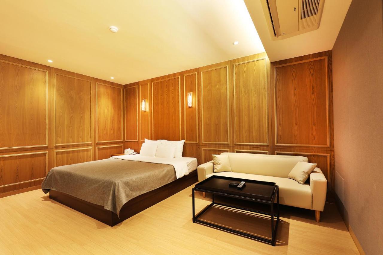 Gloria Hotel ซองนัม ภายนอก รูปภาพ
