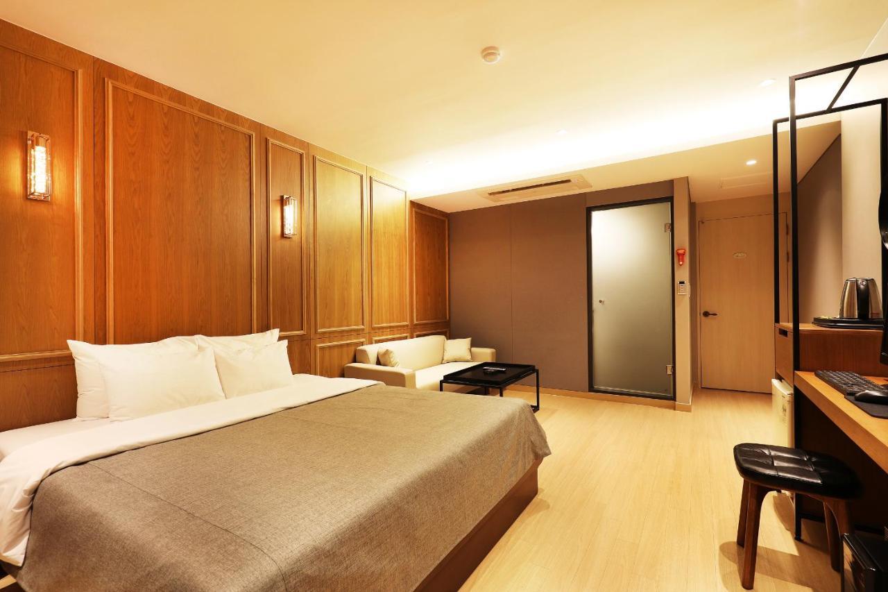 Gloria Hotel ซองนัม ภายนอก รูปภาพ